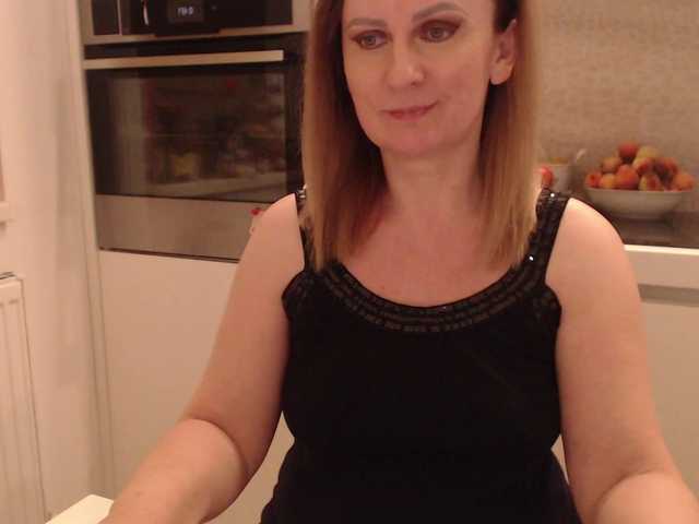 JacquiGray online show from July 24, 10:46 pm