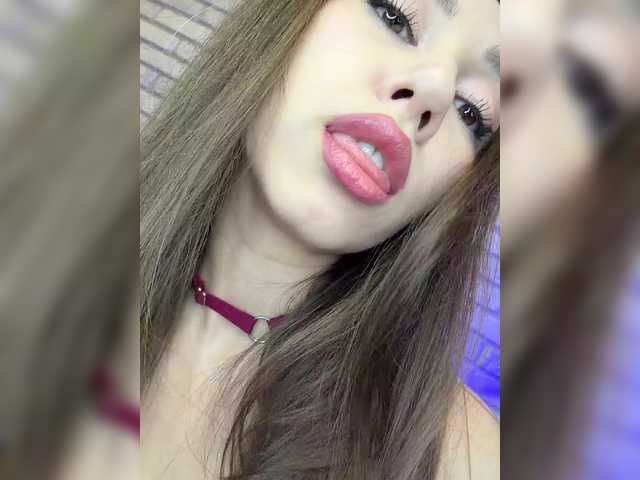 Jade8887 online show from September 3, 10:57 pm