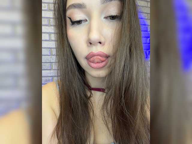 Jade8887 online show from September 4, 10:25 pm