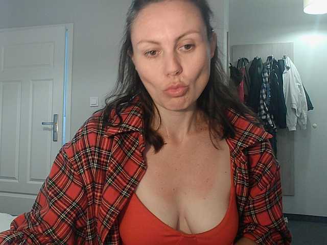 JanetJay online show from July 26, 5:07 pm