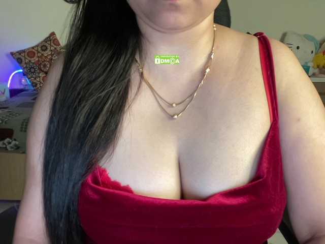 Jasmine6 online show from August 3, 5:42 pm