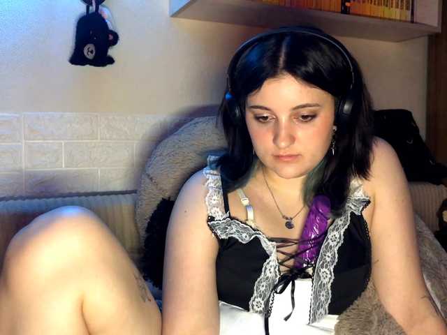 JenaVenanzi online show from August 12, 5:37 pm