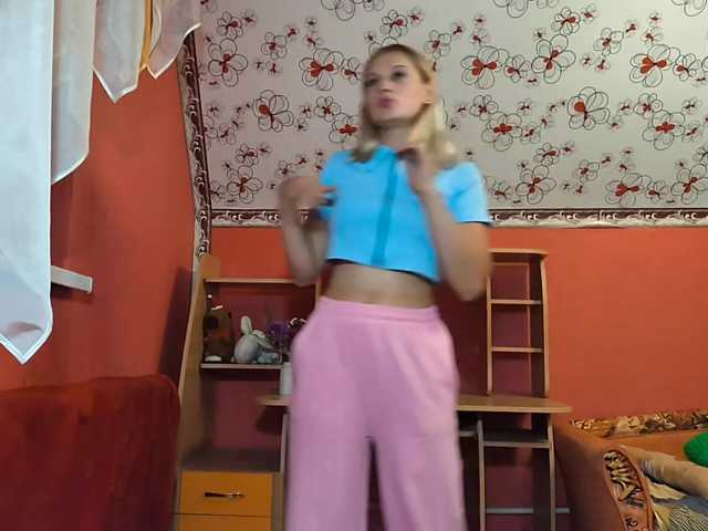 JeniceBoback online show from August 14, 6:55 pm