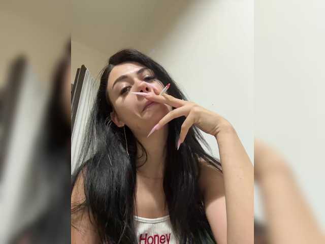 JenniferLanne online show from July 6, 11:19 pm