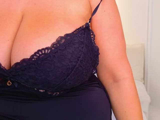 JennyX online show from August 14, 6:17 am