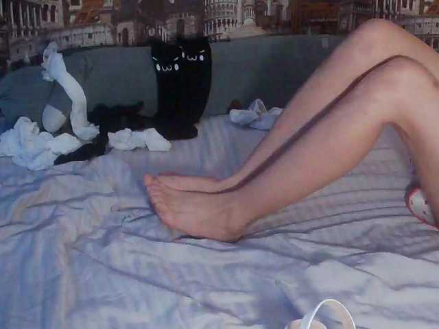 Jennylegs online show from August 6, 10:42 pm