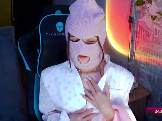 Jennylegs online show from August 13, 12:24 am