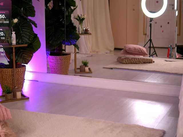 JoyMuse online show from August 12, 9:28 pm