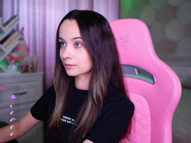 JuicyAngel online show from August 7, 12:27 pm
