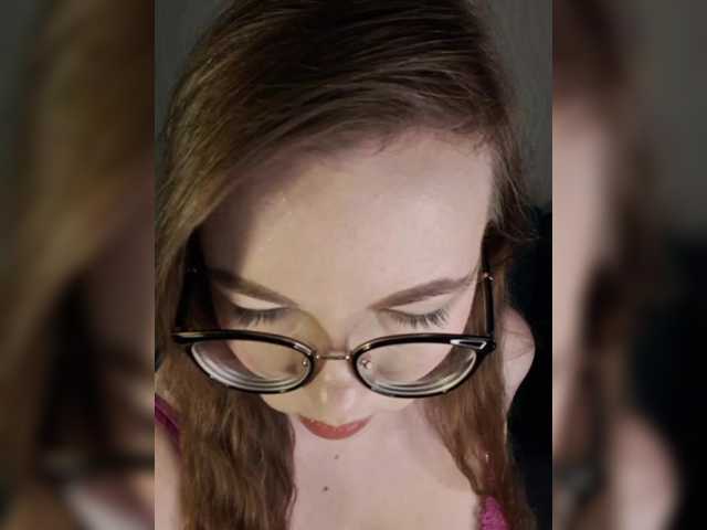 Juli  berry online show from June 5, 7:24 am