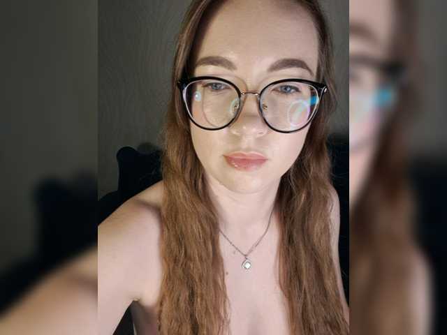 Juli  berry online show from July 23, 6:05 am