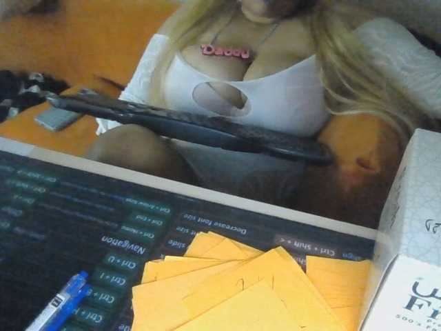 JulieJoe online show from June 20, 12:43 am