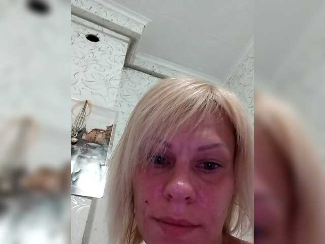 JulieSilver online show from August 10, 11:39 pm