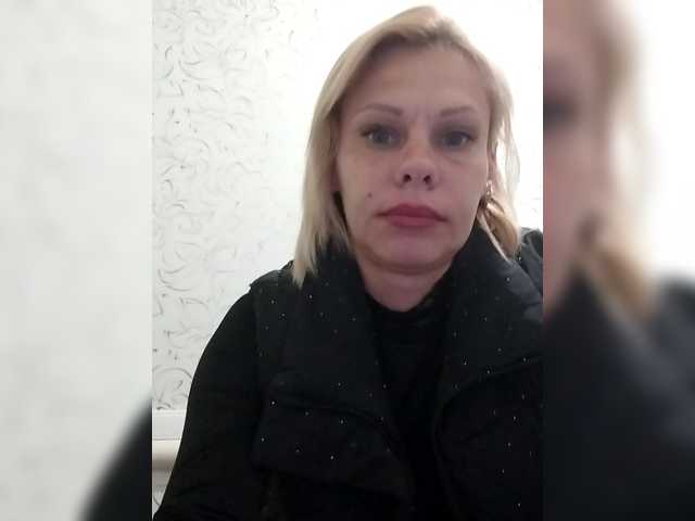 JulieSilver online show from August 15, 6:12 pm