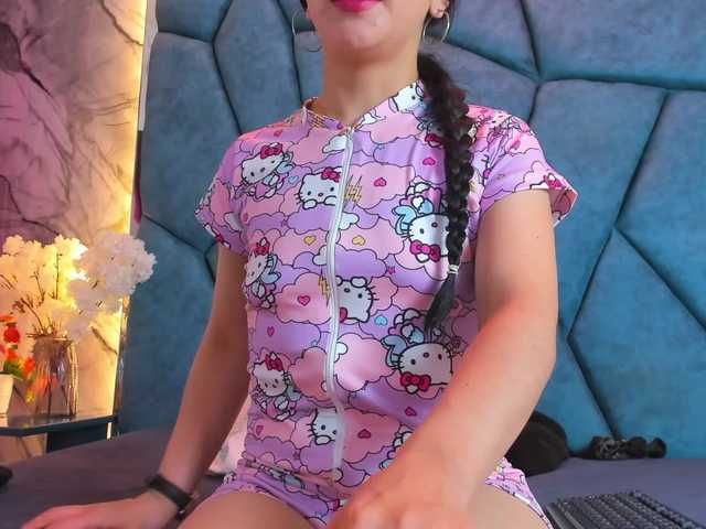 JulietaDiamond online show from August 9, 4:02 am