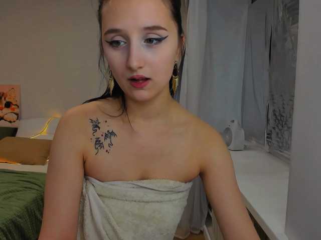 JulietteMonli online show from August 29, 10:31 pm