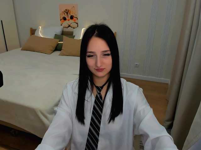 JulietteMonli online show from September 4, 4:22 pm