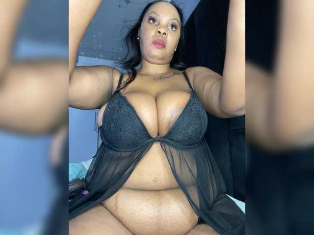 JunePussy online show from August 8, 7:36 pm