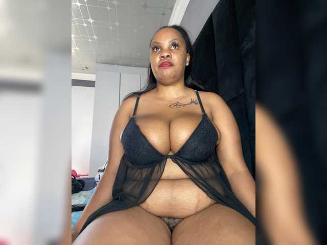 JunePussy online show from August 9, 10:49 am