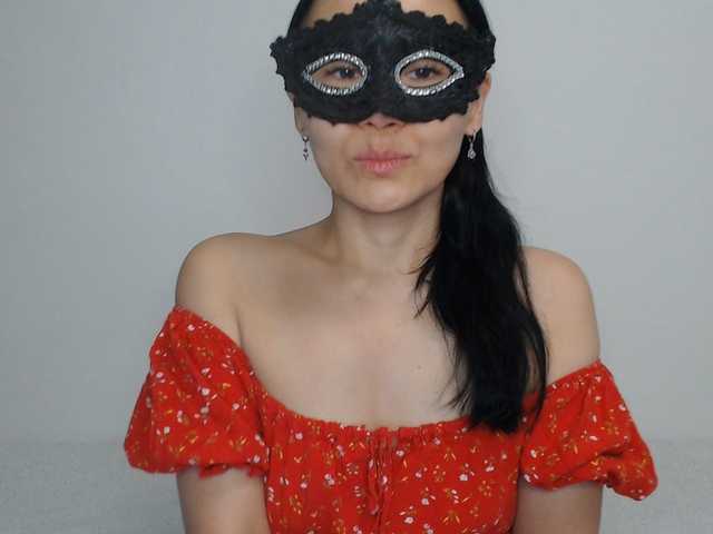 Just---me online show from August 11, 2:35 am