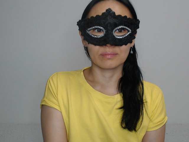 Just---me online show from August 11, 4:47 am
