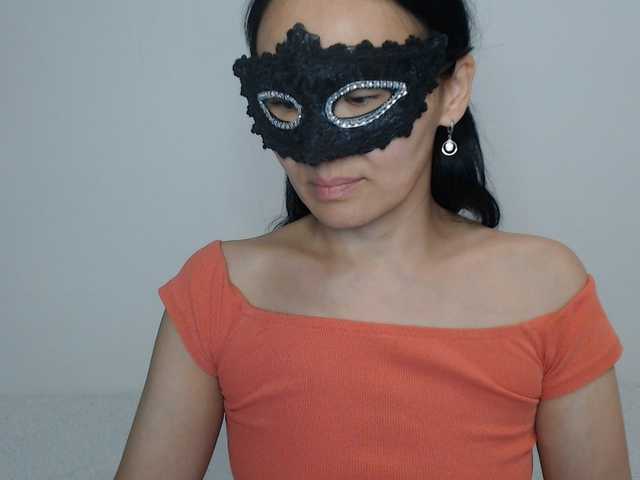 Just---me online show from August 11, 4:31 pm