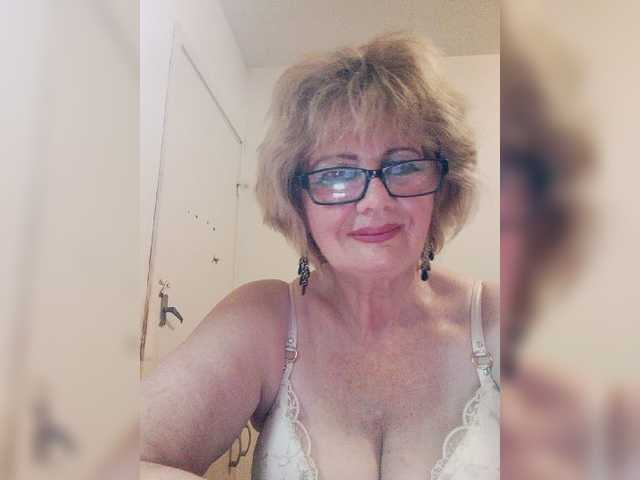 KASANDRABOLOSHKA online show from July 31, 9:53 pm