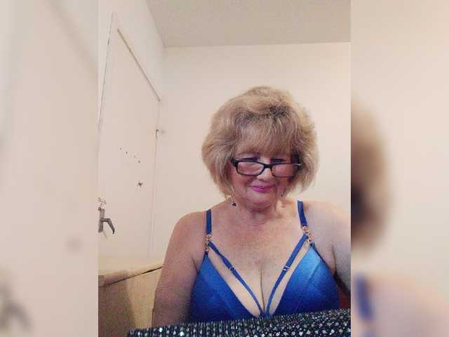 KASANDRABOLOSHKA online show from August 3, 7:21 pm
