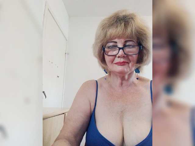 KASANDRABOLOSHKA online show from August 13, 11:35 am