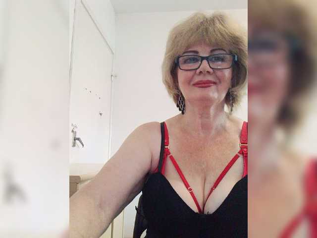 KASANDRABOLOSHKA online show from August 13, 5:27 pm