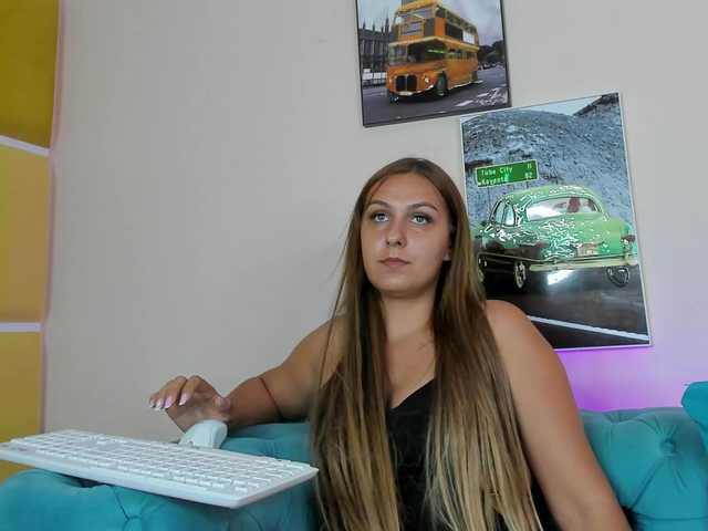 KaelaClay online show from September 3, 8:28 am