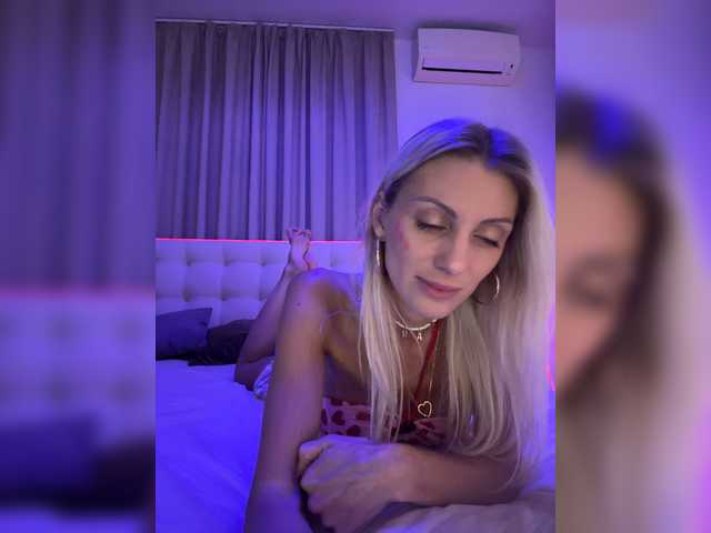 KarinaSimka online show from June 14, 9:01 pm