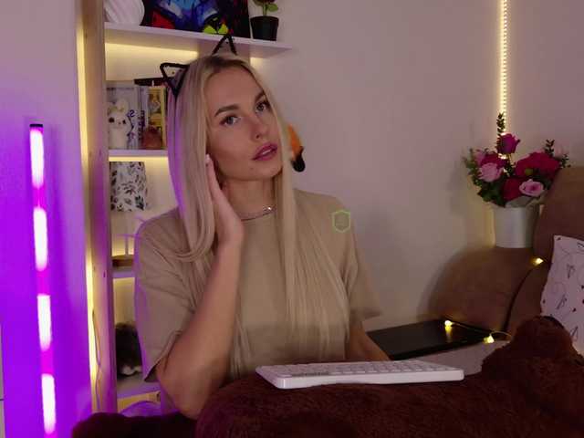 Katerina-space online show from August 20, 8:37 pm