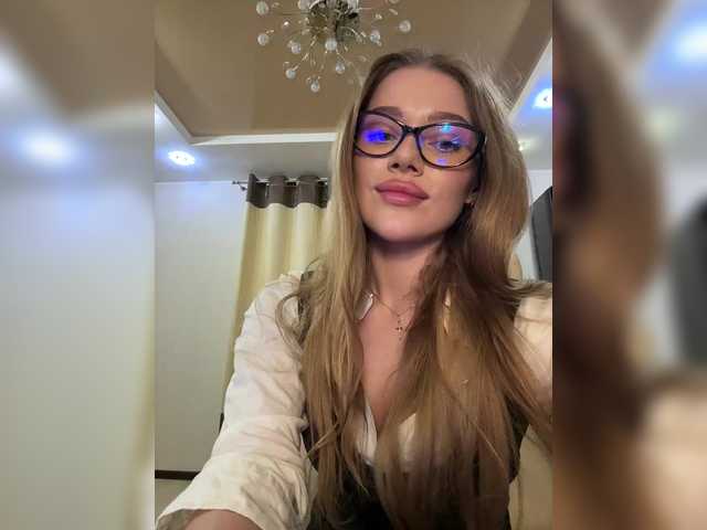 KATIOIIIA online show from August 13, 9:29 pm