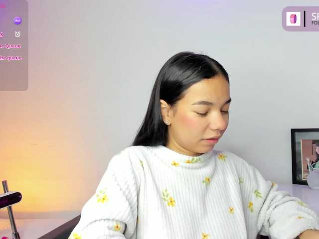 Kaylanee online show from August 13, 2:20 pm