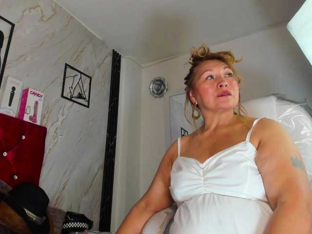 Kazsandra online show from August 10, 12:23 am
