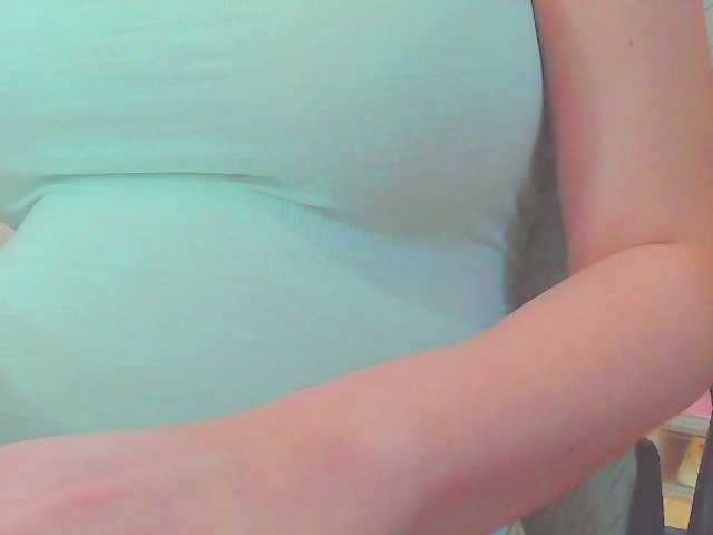 keepmepregO online show from August 11, 4:20 pm