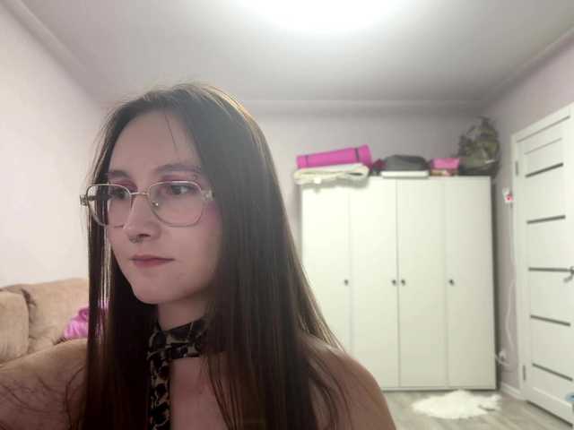 KeilaFodor online show from August 13, 3:37 pm