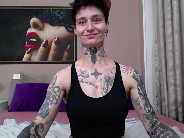 KennysXX online show from August 13, 1:47 pm