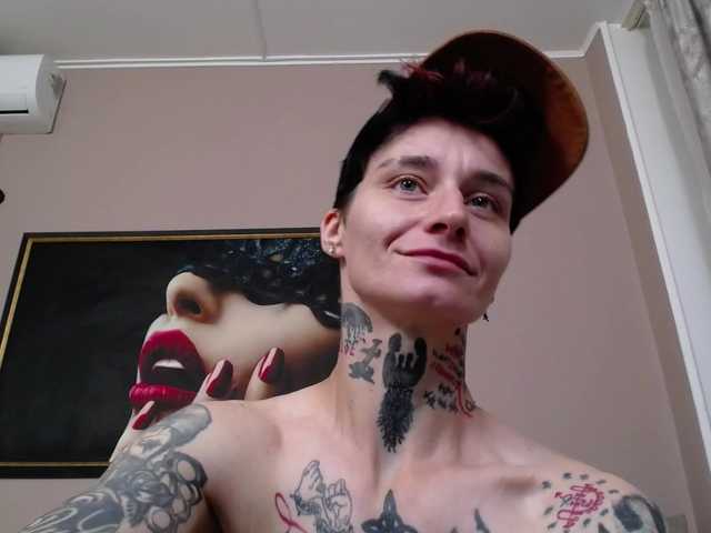 KennysXX online show from August 13, 3:59 pm