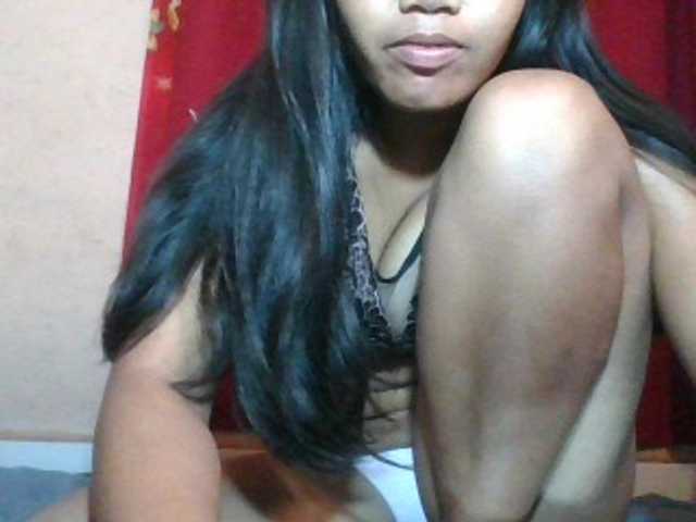 Keziah34 online show from August 14, 4:38 am