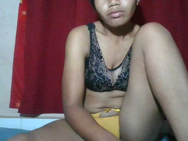 Keziah34 online show from August 15, 12:42 pm