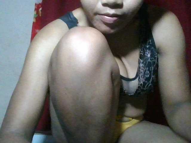 Keziah34 online show from August 15, 1:48 pm