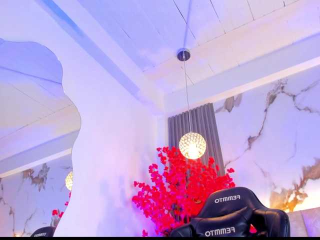 KhateMiller online show from August 10, 3:08 am