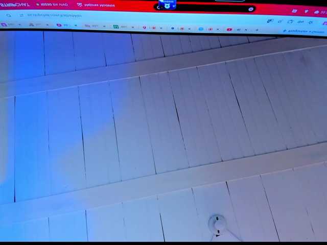 KhateMiller online show from August 14, 5:33 am