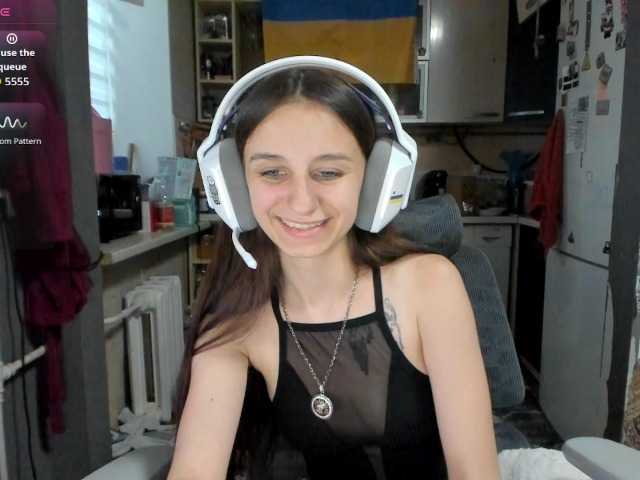 KikNika online show from June 11, 4:35 pm