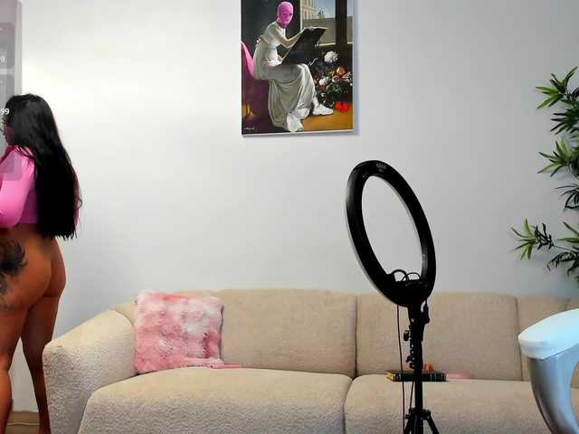 KimRece online show from August 14, 5:44 am