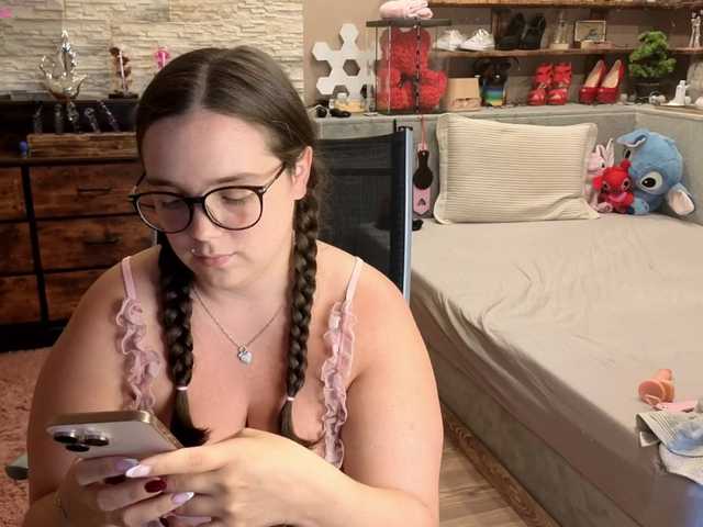 KimberlyCaprice online show from August 14, 4:21 pm