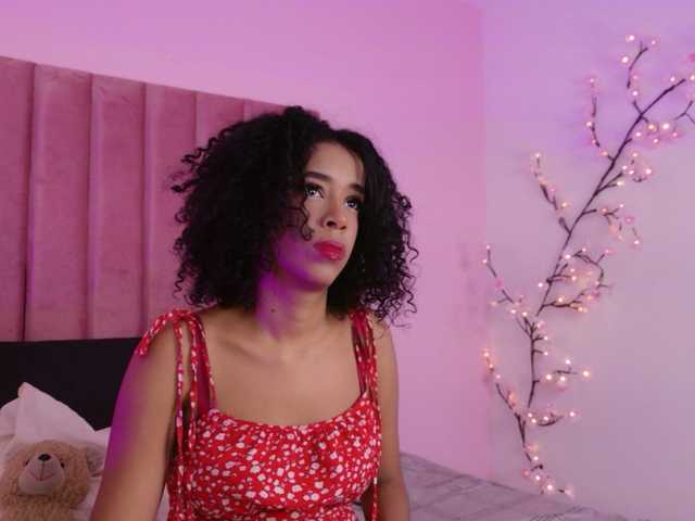 Kimmiie online show from September 1, 12:06 pm
