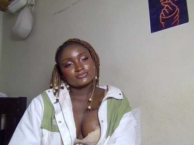 Kimzey online show from September 6, 8:37 pm